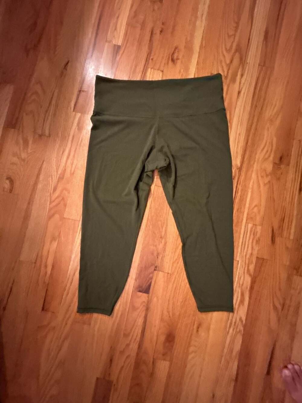 Athleta Elation 7/8  Size 2X Green High Rise Leggings